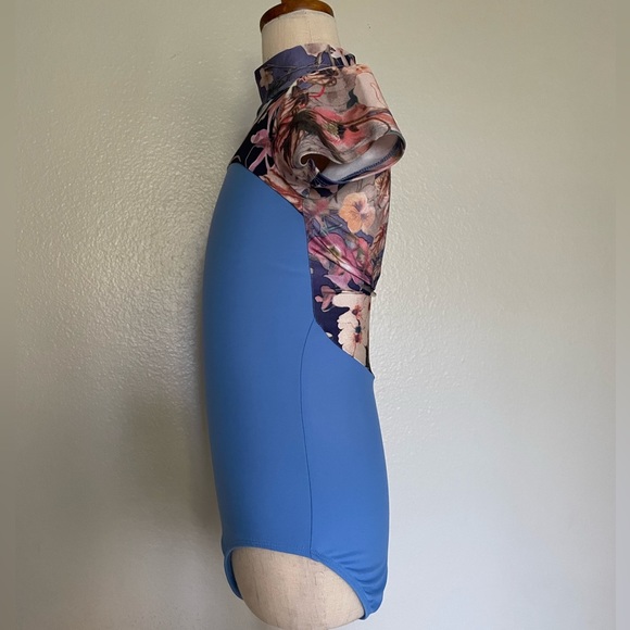 Élève kids large custom cap sleve high neck leotard - Picture 2 of 6